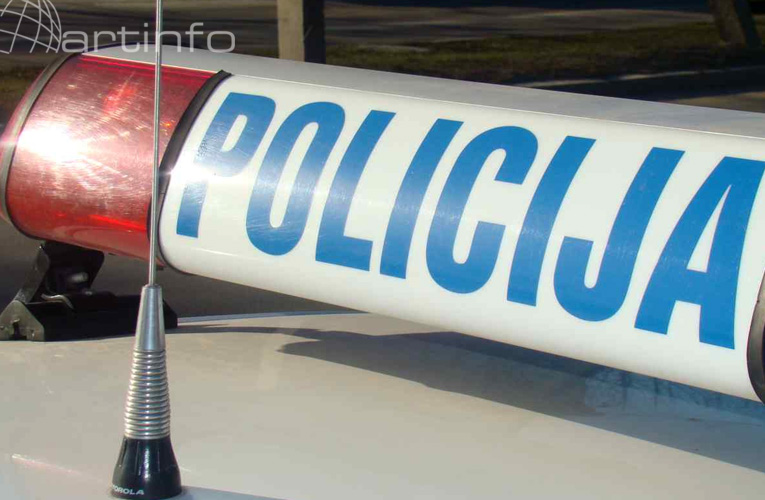policija