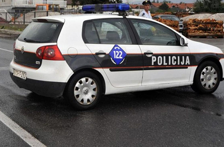 policija