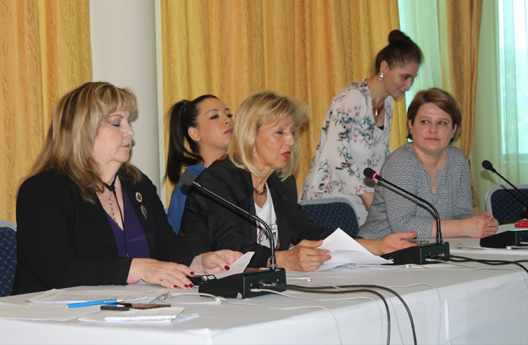 konferencija zena 3