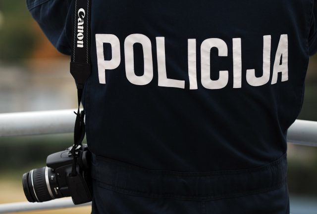 HDZ-poziva-vladajuce-da-odustanu-od-vjerodostojnog-tumacenja-Zakona-o-policiji-640x433-640x433.jpg