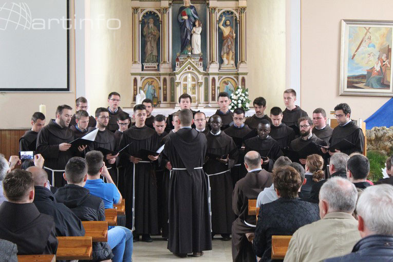 bogoslovi lepenica zbor