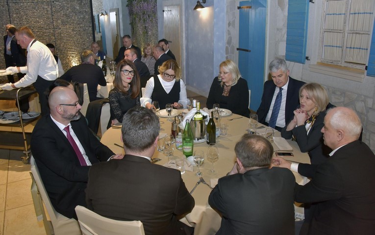noc plemica 18