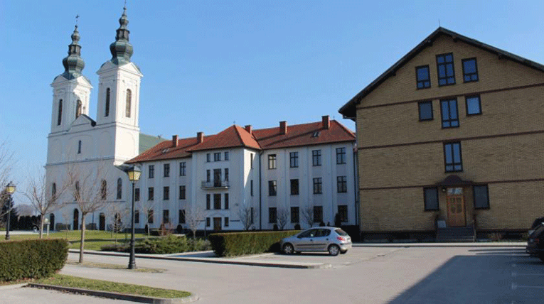 tolisa crkva