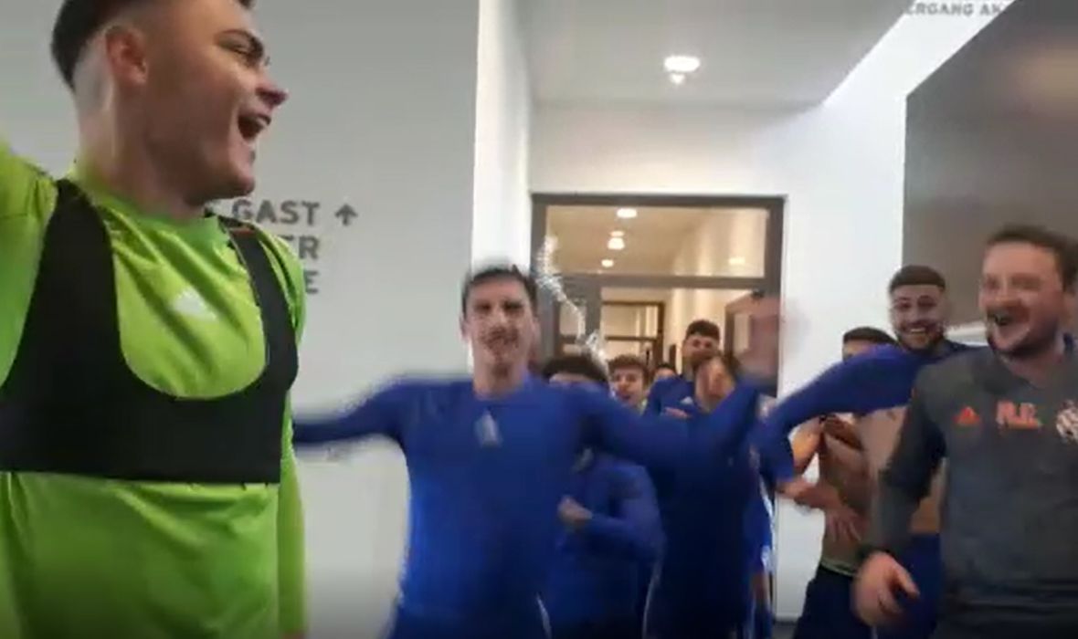 dinamo mladi slavlje.jpg