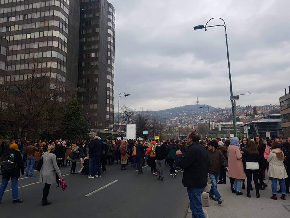prosvjed - sarajevo.jpg