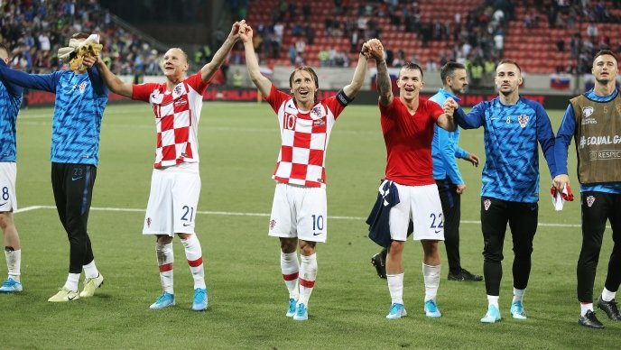 vatreni0709.jpg.688x388_q85_crop_upscale.jpg