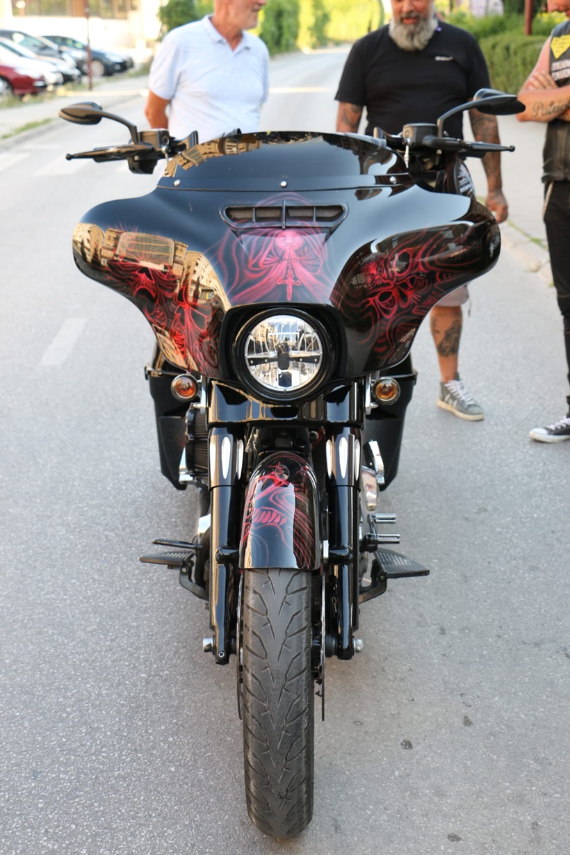 aecca746-c2f7-49c2-9c96-a2b02408a818.jpg