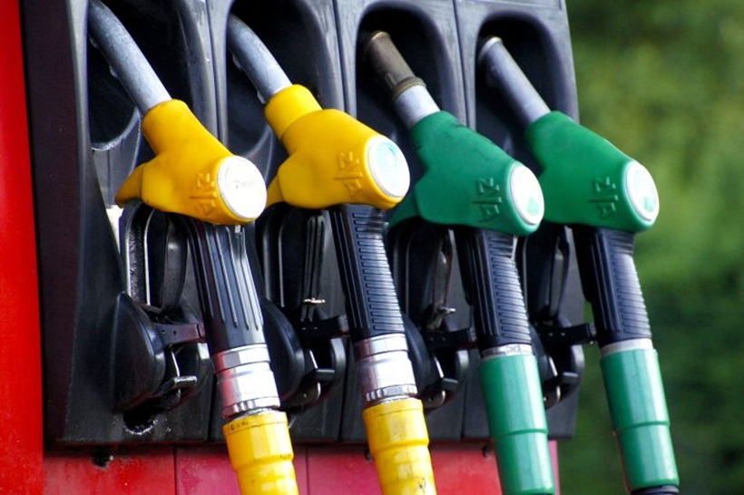 fuel-1596622_1920-750x499.jpg
