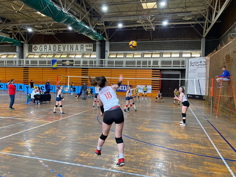 045f3b9c-8f43-4009-ac49-9c436e90e5b1.jpg