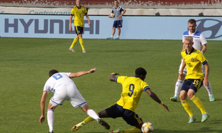 070921_bih_mladi7.jpg