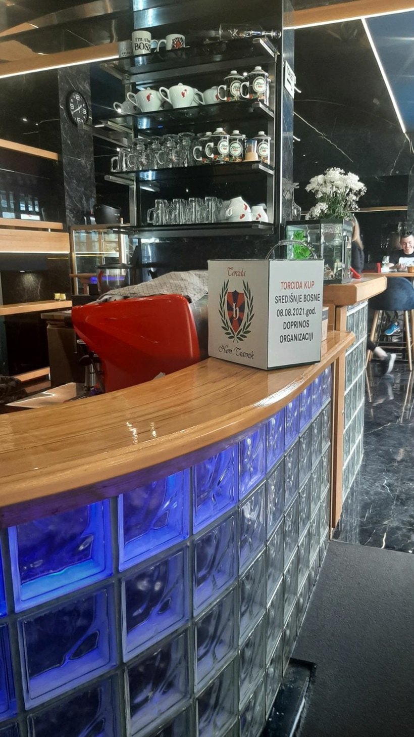 15049784-b3a1-4c6e-bc19-f7bd6cc07b03.jpg