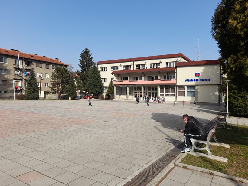 7fb9ec94-3ea9-43c6-be99-df3607c9fcd9.jpg