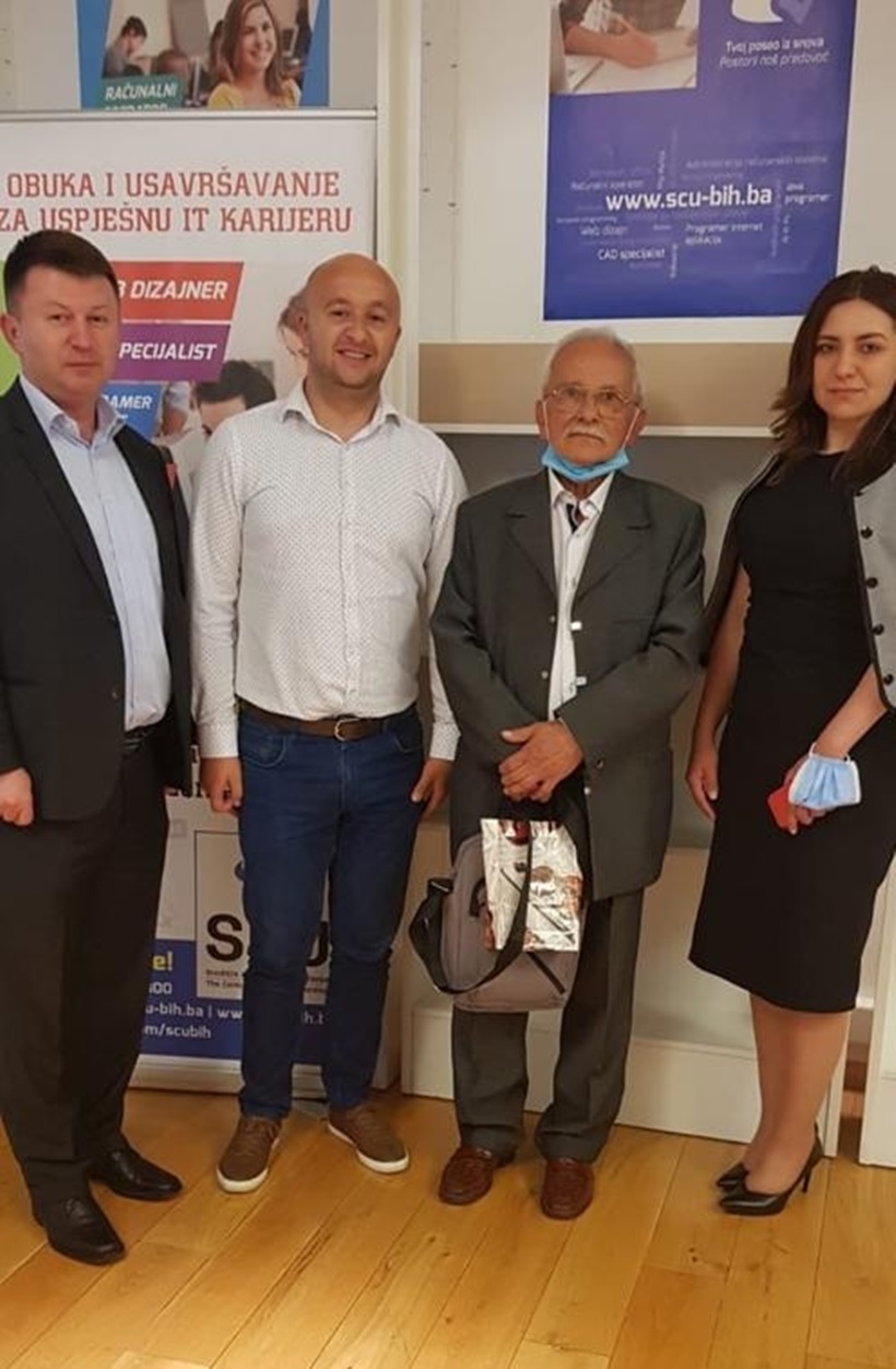 FOTO_1.jpg