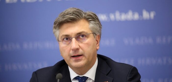 Plenković17-702x336.jpg