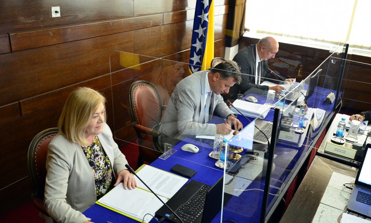 VladaFBiH_foto02.jpg