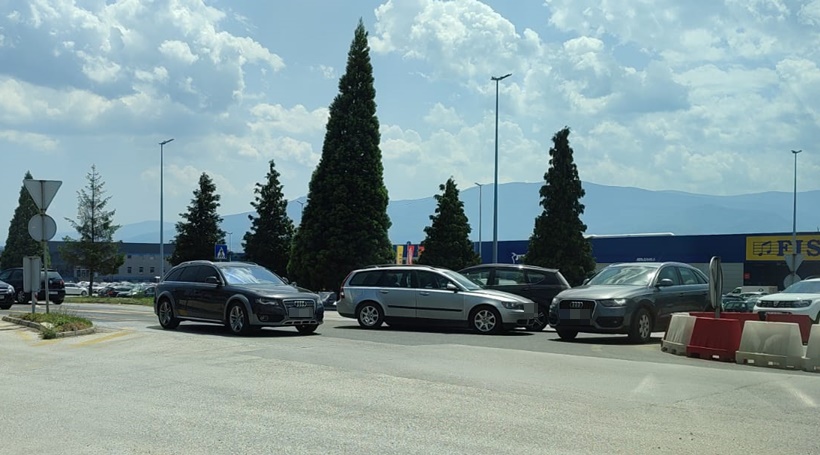 07dbb898-76ca-41c3-80d2-f62d6b9dea06.jpg