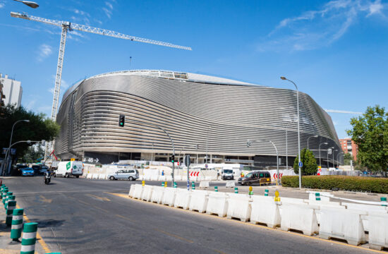 1712646422-Santiago-Bernabeu-550x360.jpg