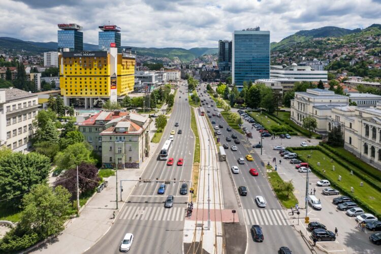 1715691764-Red-Bull-Showrun-SARAJEVO-3-750x500.jpg