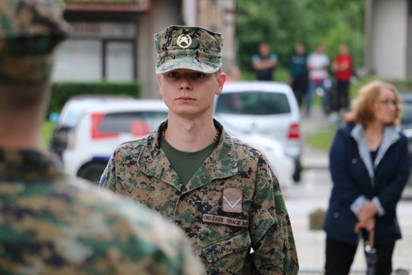 32e2de4f-1852-48db-a5d9-e7617c938788.jpg