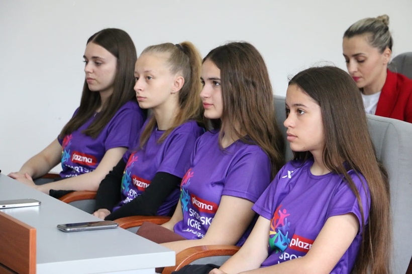 6739ff20-7e57-4292-9189-2e5c27892568.jpg