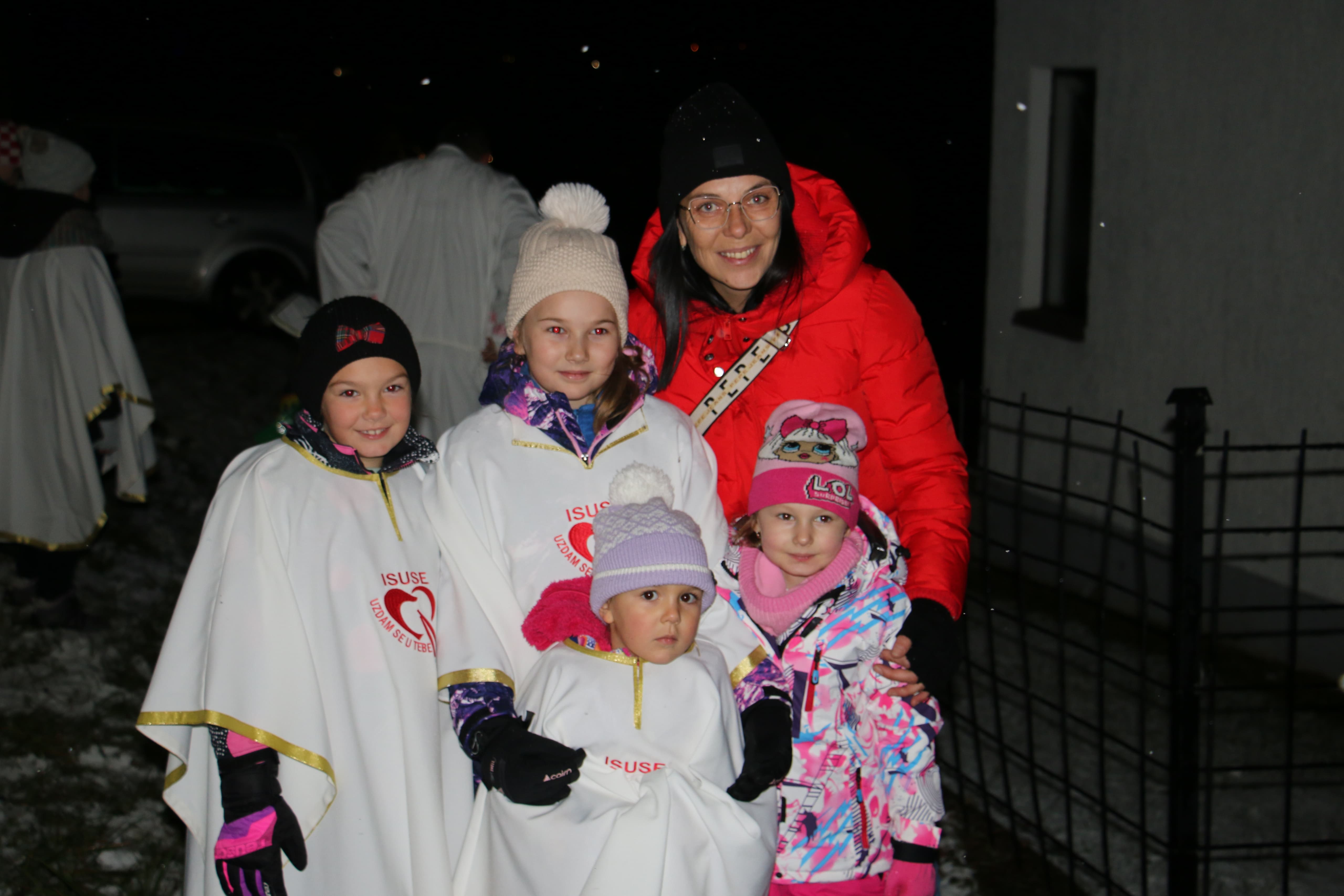7d9b0301-8d69-49b9-bbb8-9e8fad09355a.jpg