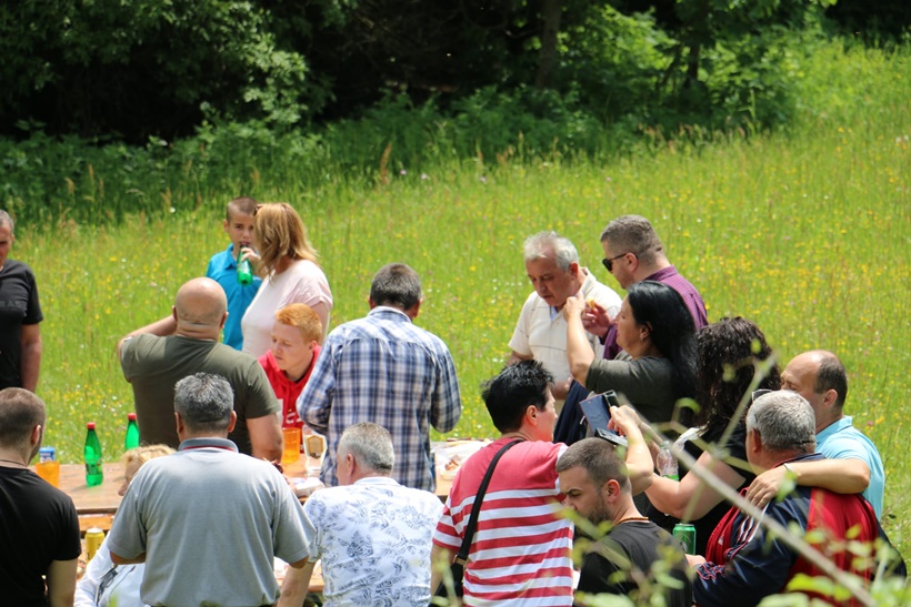 820122b2-416d-42cf-9b64-a52c0ca3dbea.jpg