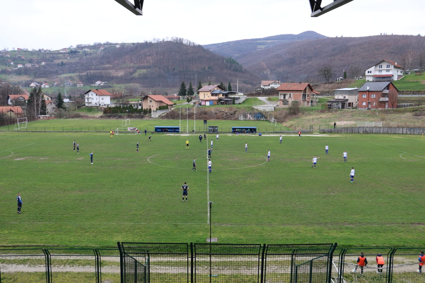 9ac9fb02-8cd0-4067-9e8d-3ff606826aea.jpg
