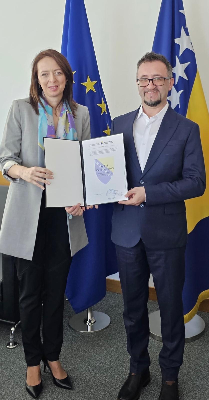 Nagrada15.4.-2.jpg