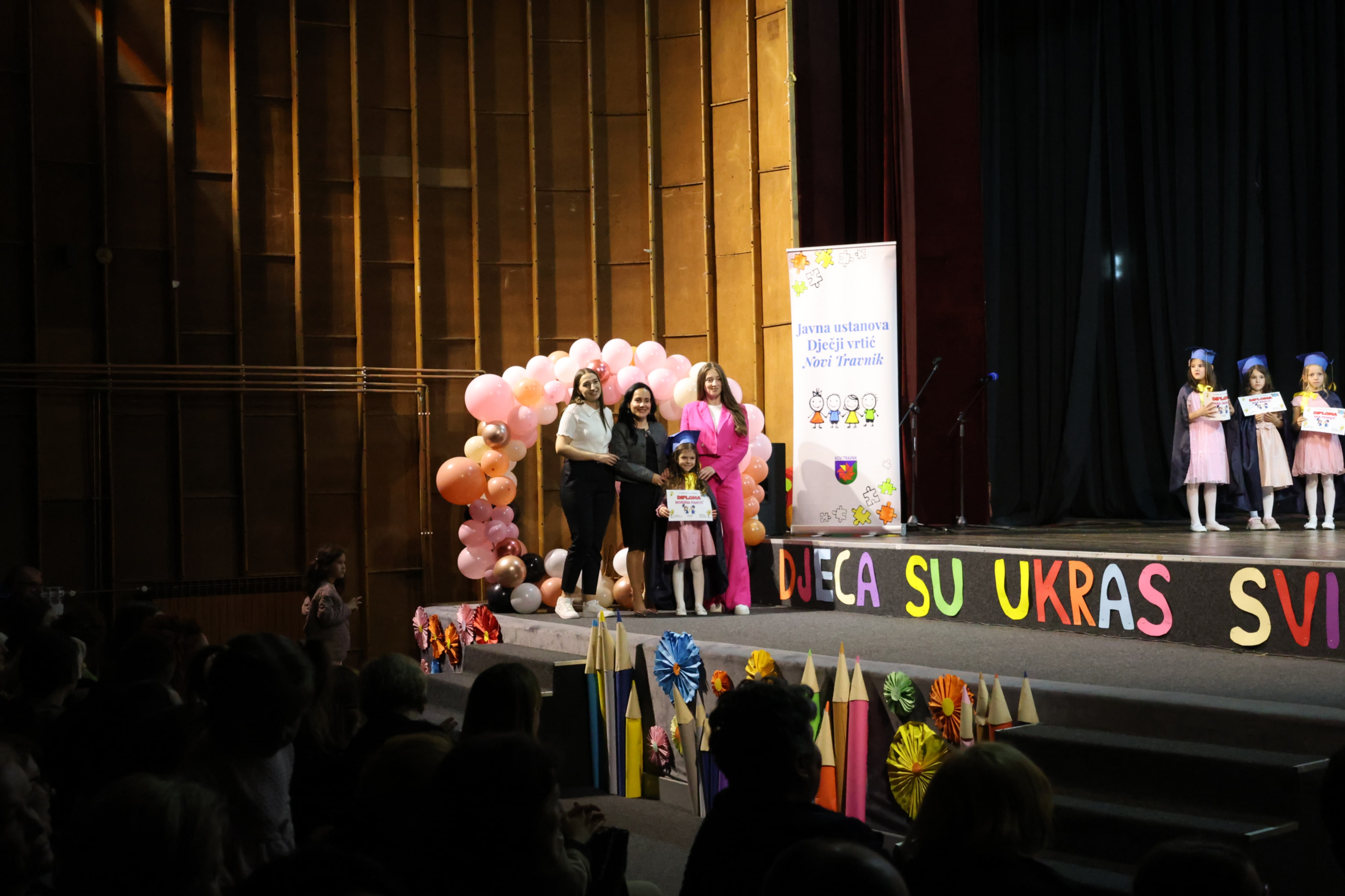 c1b1ed75-fca0-45ee-a639-5150f8d768f4.jpg