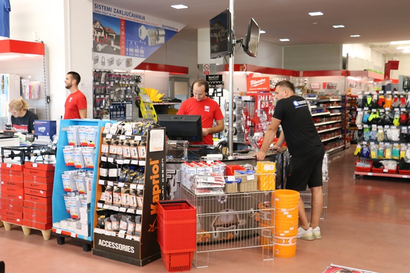 cc9059db-4c56-46da-a6d7-457ec0690531.jpg