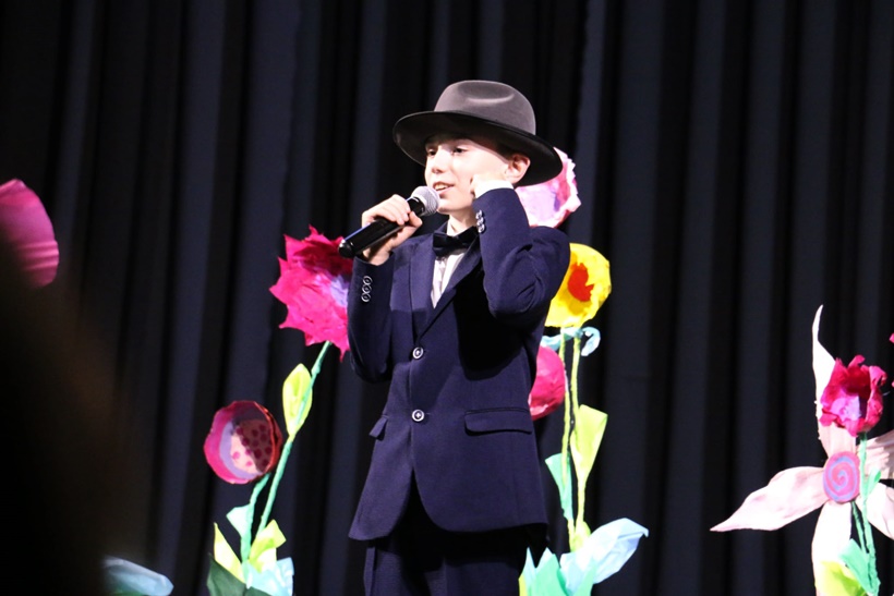 d888d097-9ea5-4ea8-9f78-7184f1c03c7d.jpg