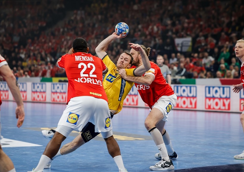 euro24m_denmark-vs-sweden__mal7382_am.jpg