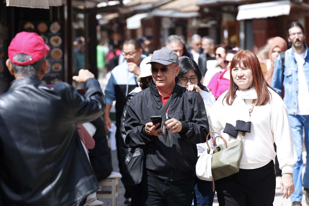 l_54ac57614eb7ebcc3346d8ad0891d708.jpg
