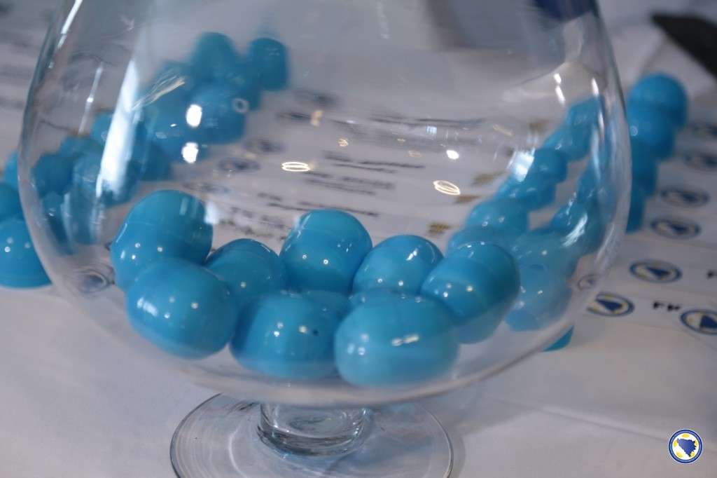 l_74288464bc2c403d535bead710b84a59.jpg