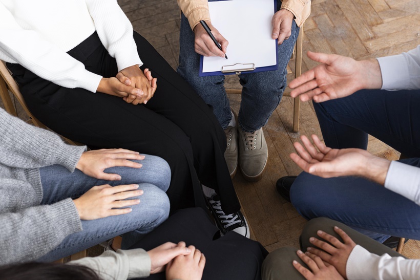people-circle-group-therapy-session.jpg