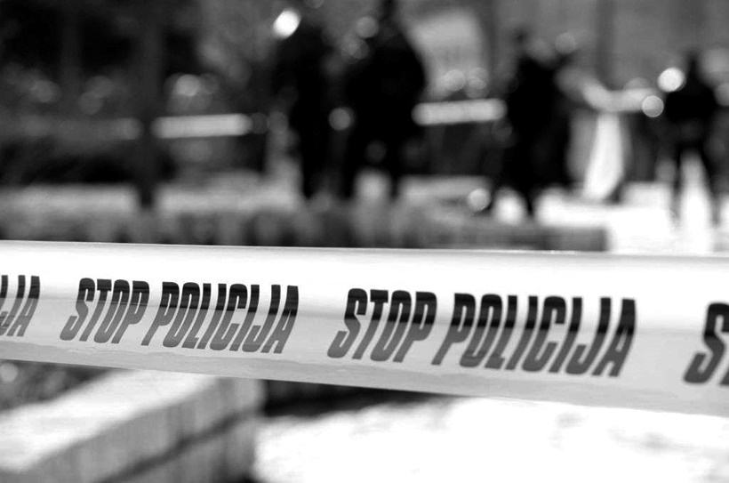 policijska-traka23423232.jpg
