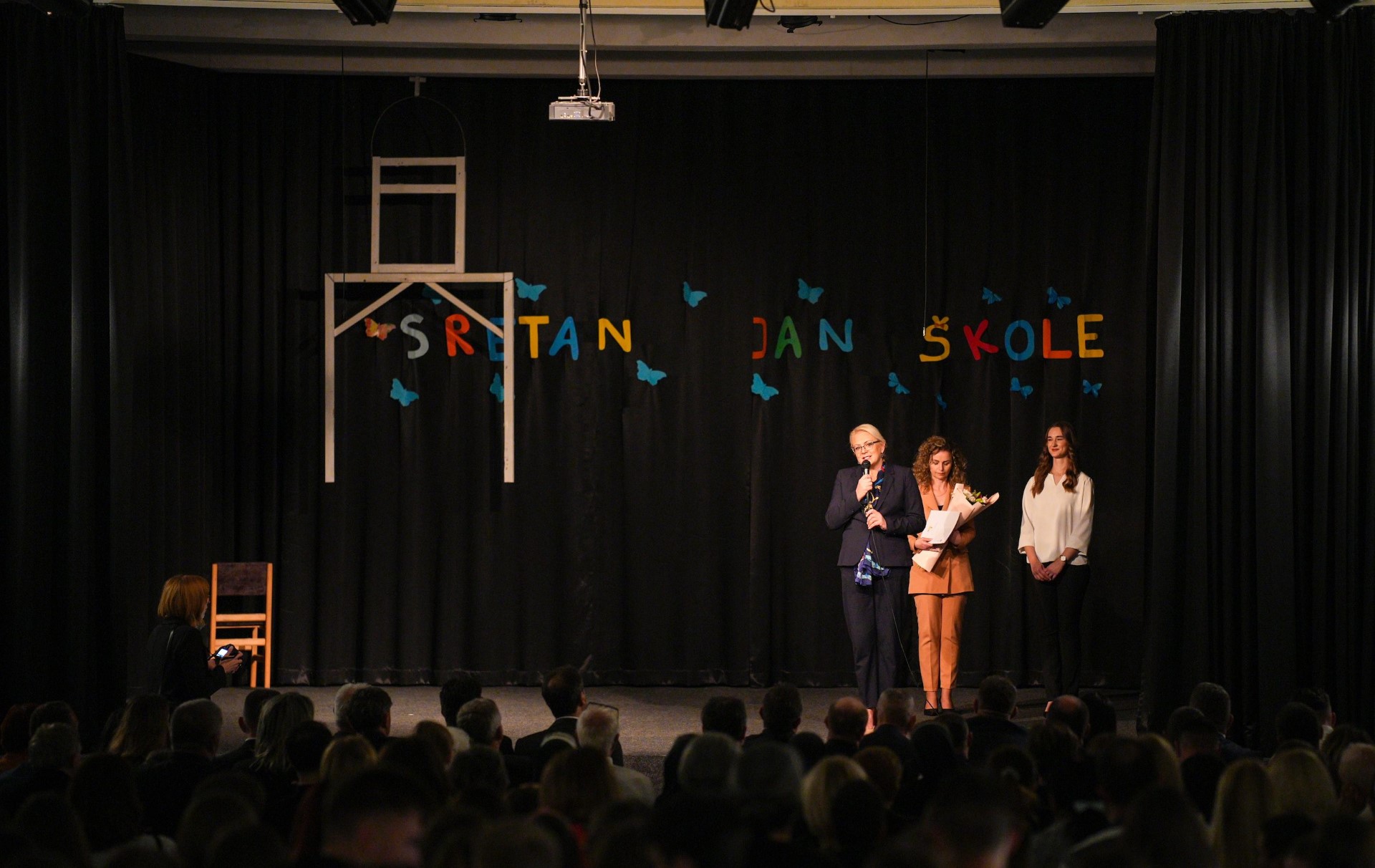 thumbnail_Dan_kole_Katolg_skog_centra_Petar_Barbaavnik02492.jpg