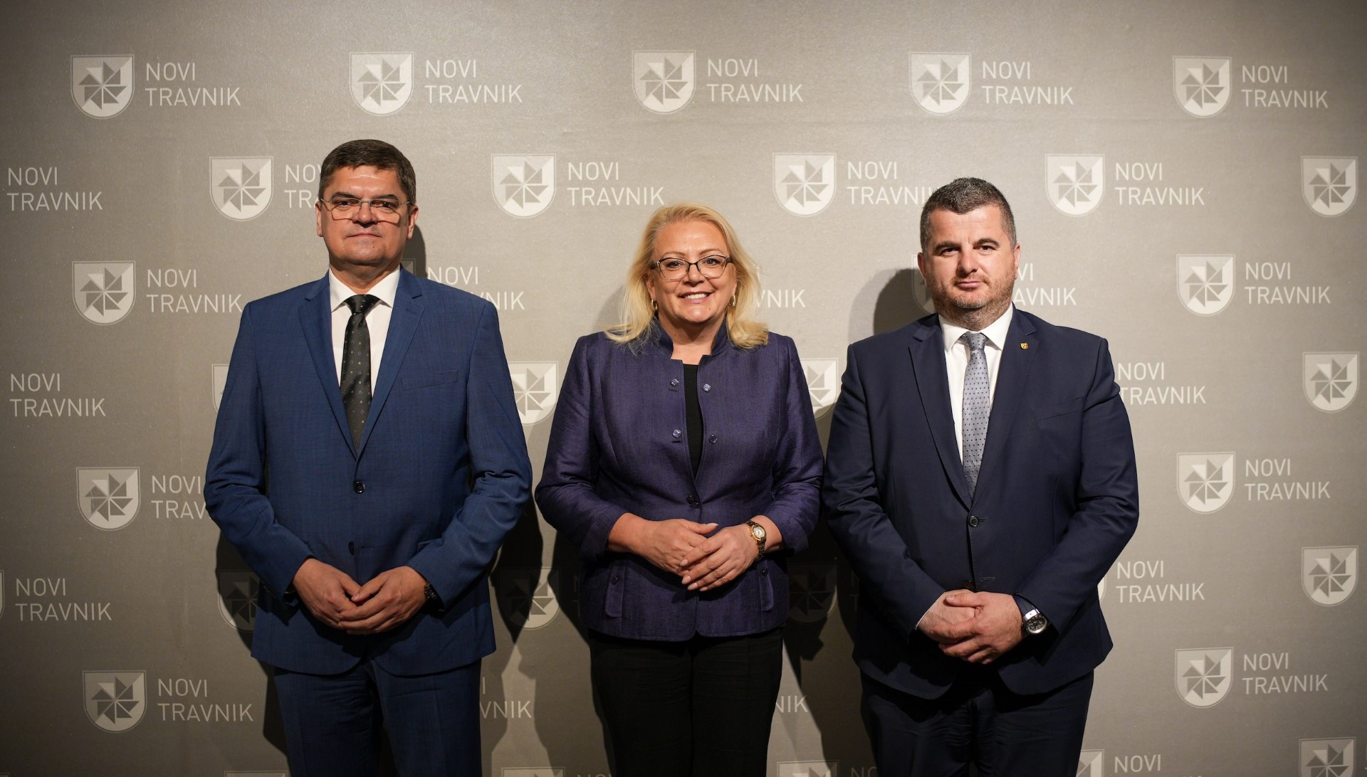 thumbnail_Predsjednica_Bradara_i_ministar_Nedić_u_Novom_Travniku0997.jpg