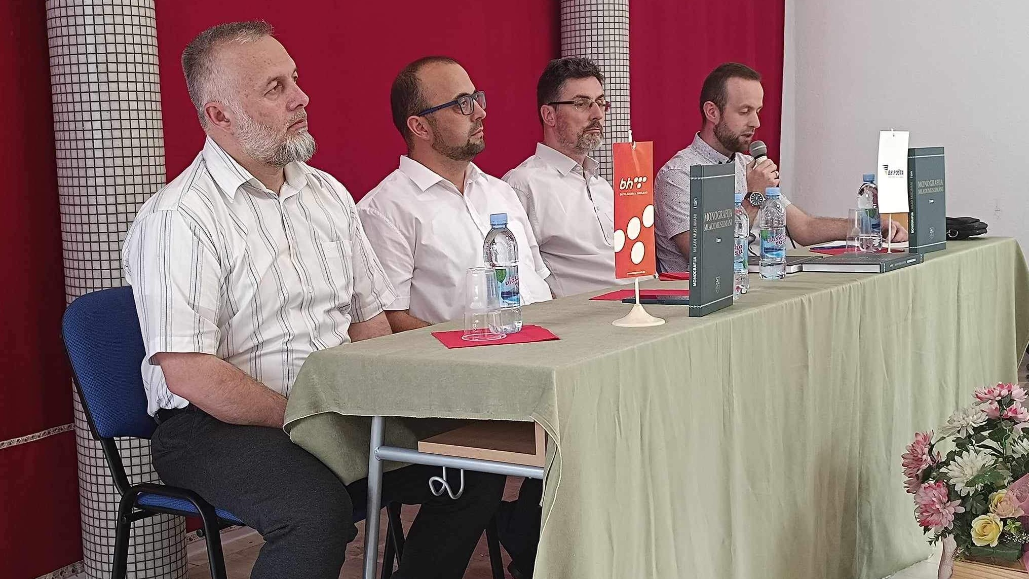 u-novom-travniku-predstavljena-monografija-mladi-muslimani-i-tom45766.jpg